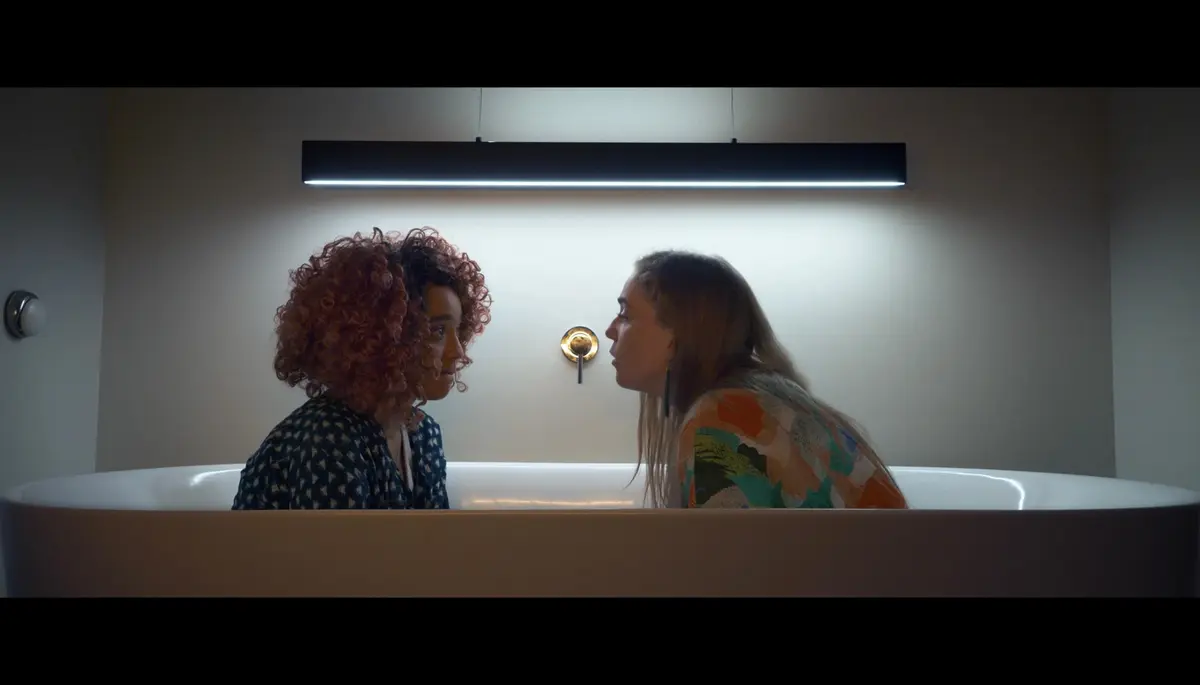 Emma comforts Cecilia in the bathtub during the hens weekend in Sissy 2022