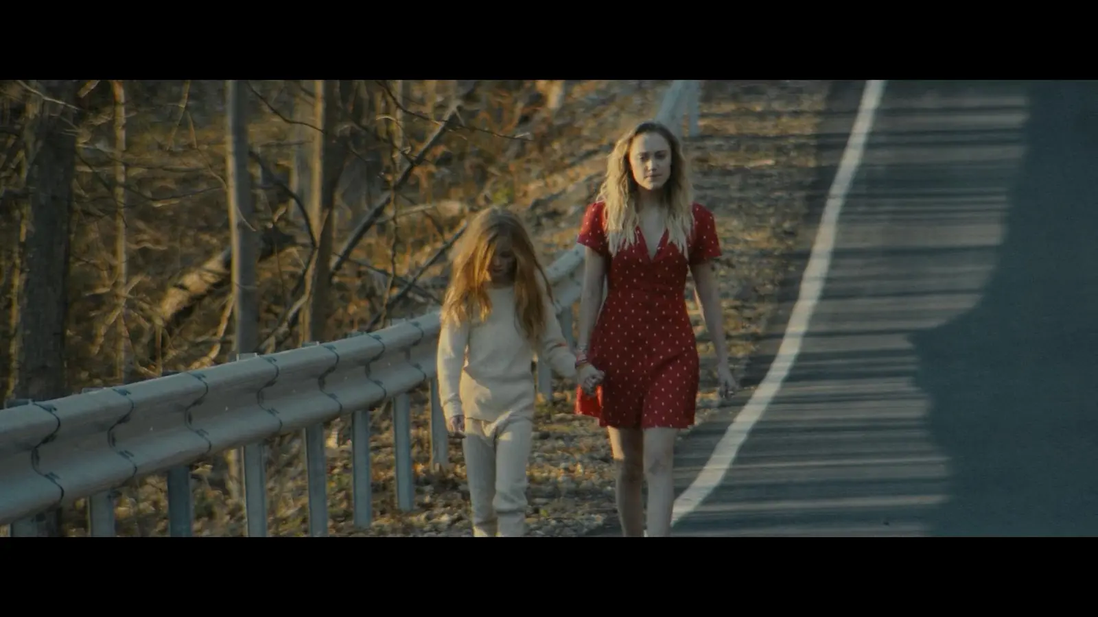 Jules and Sweetiepie walking away together after the final confrontation in Villains